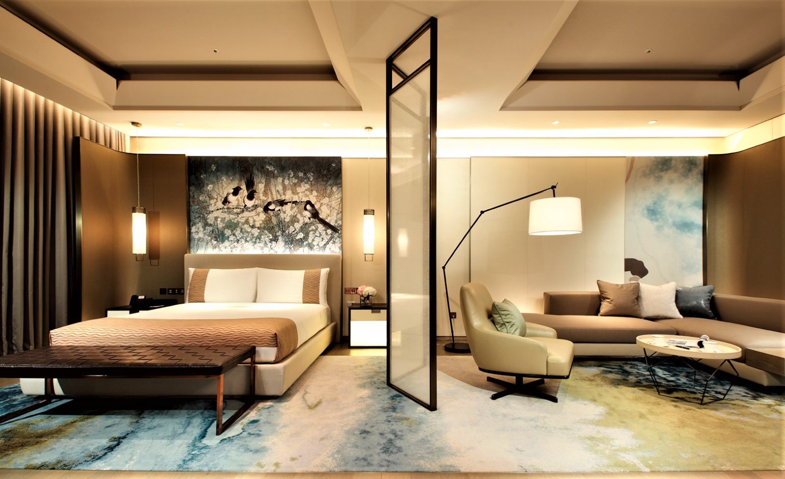 台北美福推出「甜蜜微醺」，米其林推薦頂級客房。照片堤供/台北美福大飯店