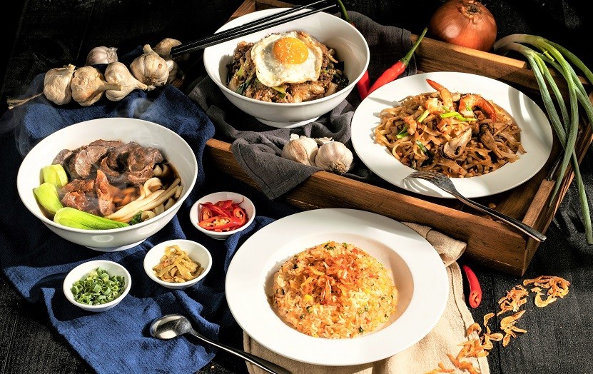 麵飯類主餐-(台式牛肉麵、泰式海鮮炒河粉、韓式豬肉飯、櫻花蝦魚子炒飯)。