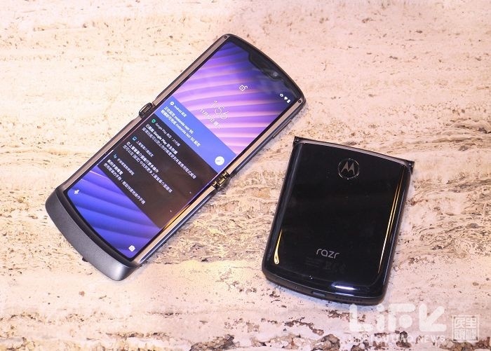 Motorola正式發表摺疊5G手機，Motorola razr 5G。