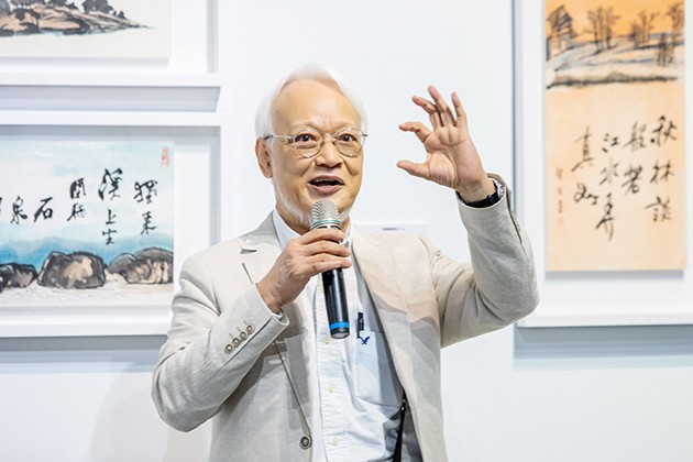 作家兼畫家劉墉先生以生動的詩歌朗誦表達傳統接軌現代的觀點/黃華安攝影；長歌藝術提供