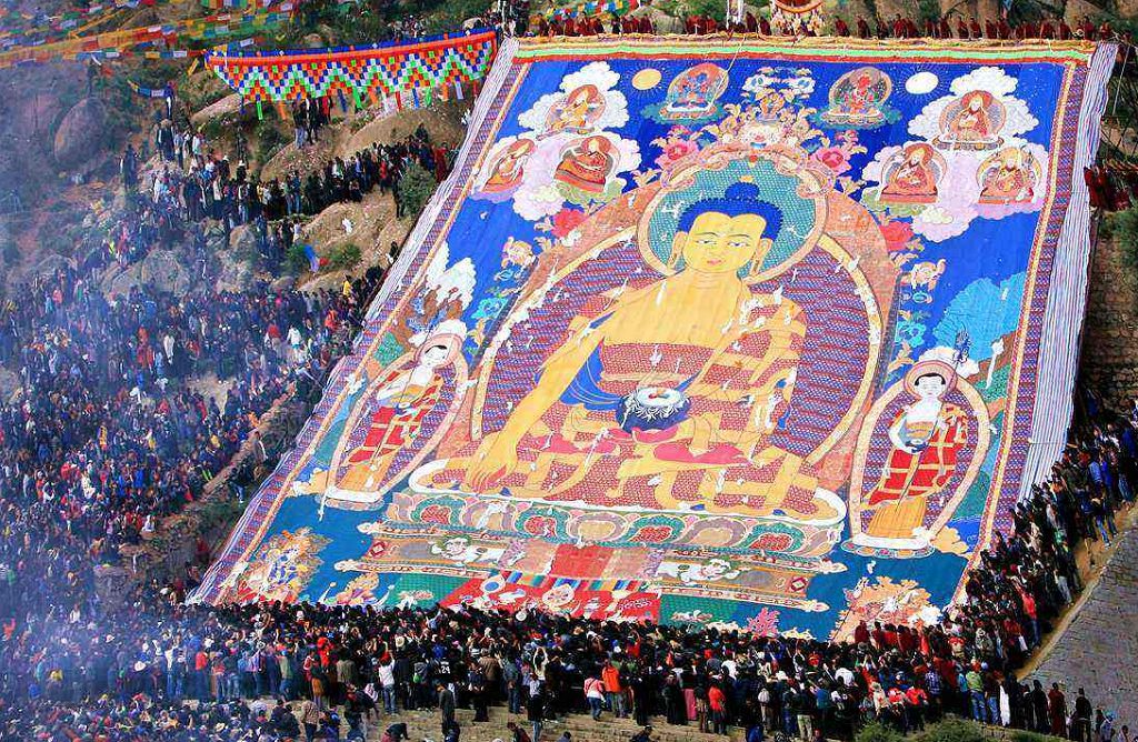 體驗西藏年度最大慶典　不可錯過「雪頓節」曬大佛