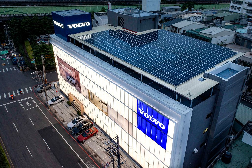 VOLVO 攜全台經銷體系佈建再生能源及減碳措施有成