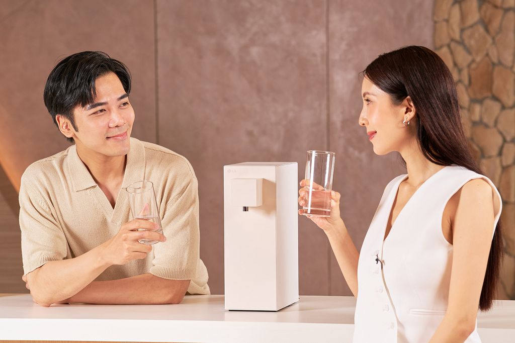 潔淨飲水新革命！LG PuriCare 淨水 Bar 正式登台搶攻市場